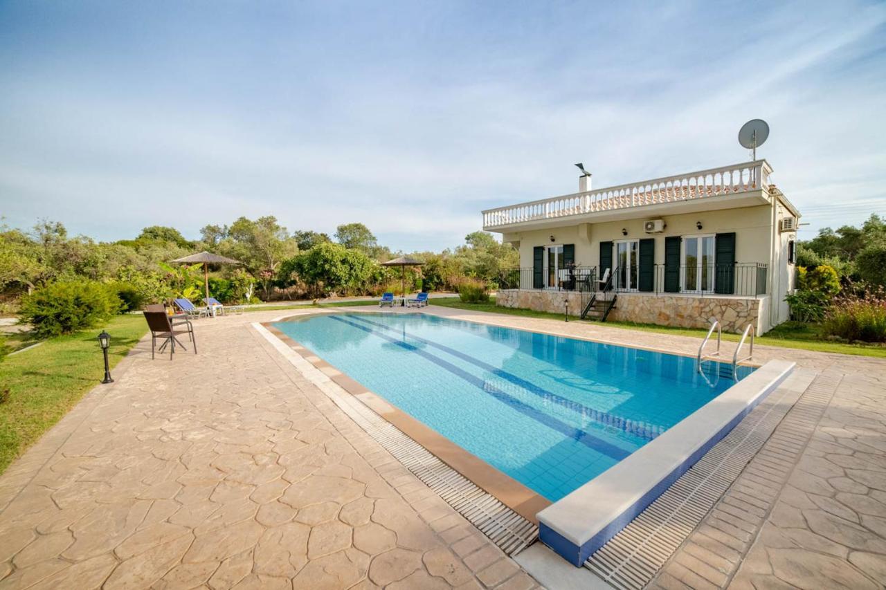 Villa Adonis Halikounas Esterno foto