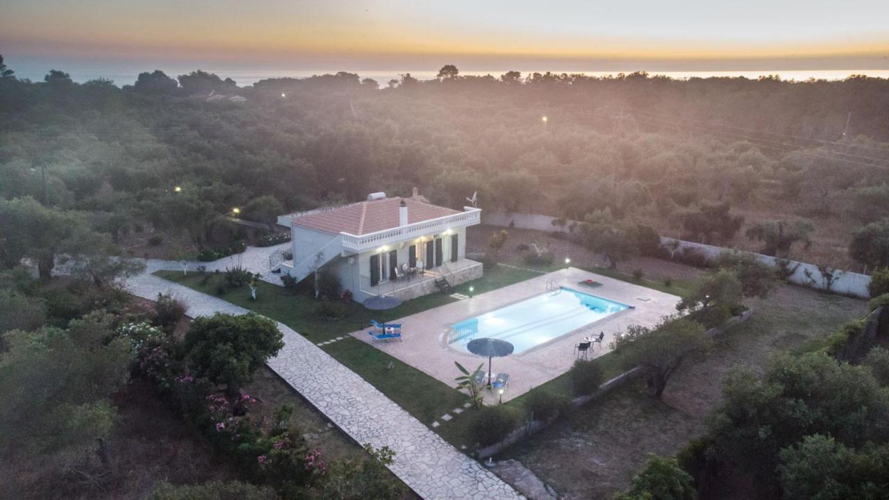 Villa Adonis Halikounas Esterno foto