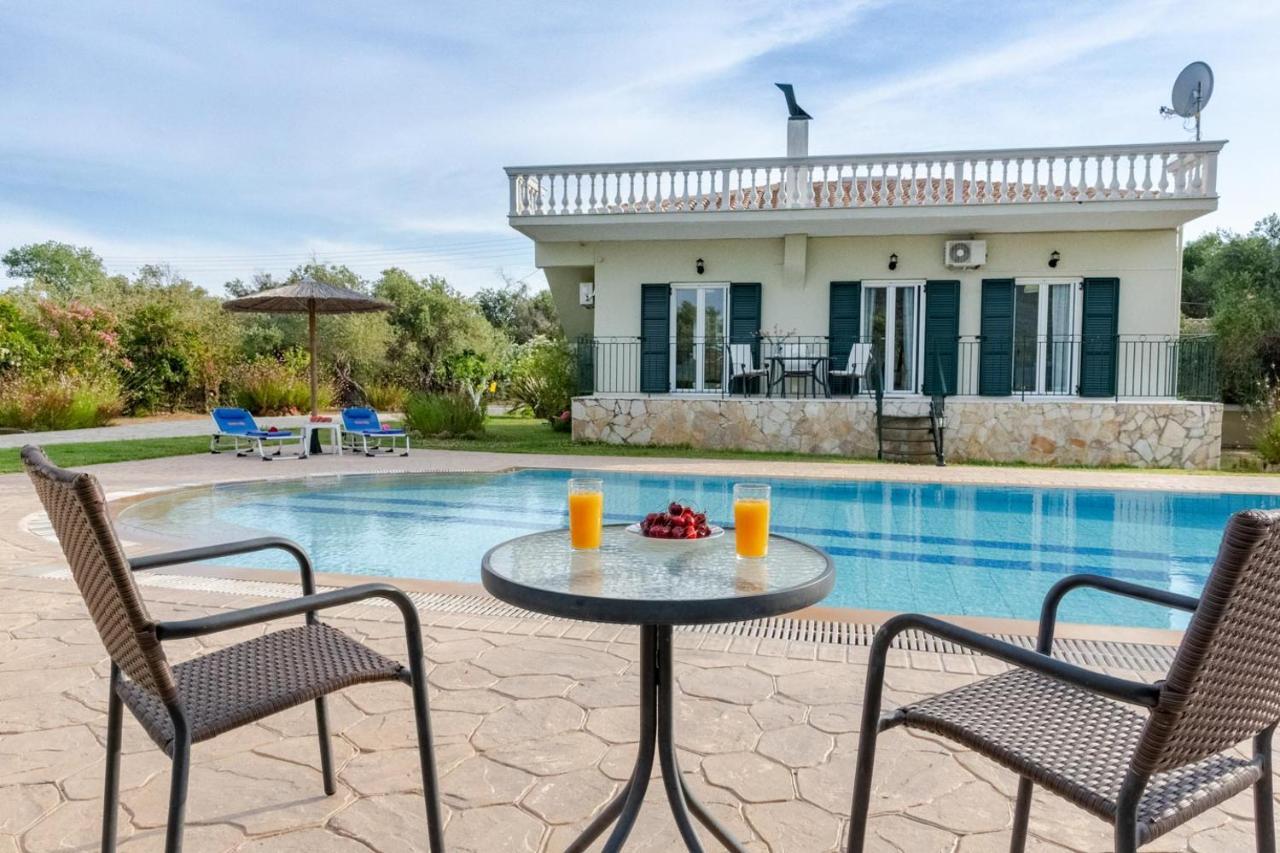 Villa Adonis Halikounas Esterno foto