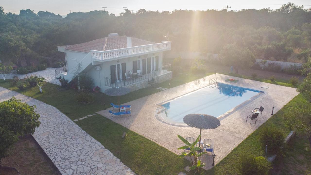Villa Adonis Halikounas Esterno foto
