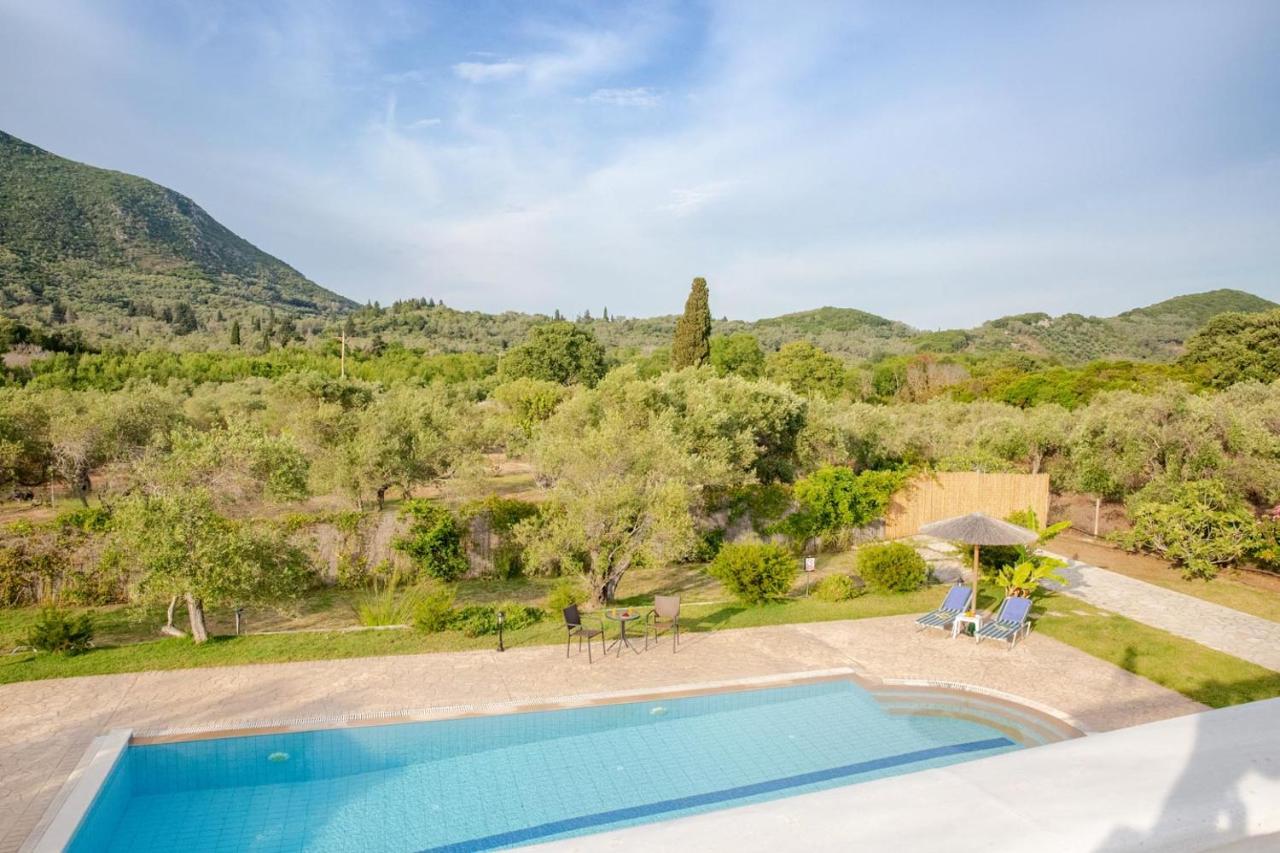 Villa Adonis Halikounas Esterno foto